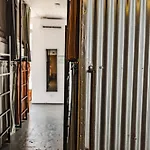 Albergue Lx *