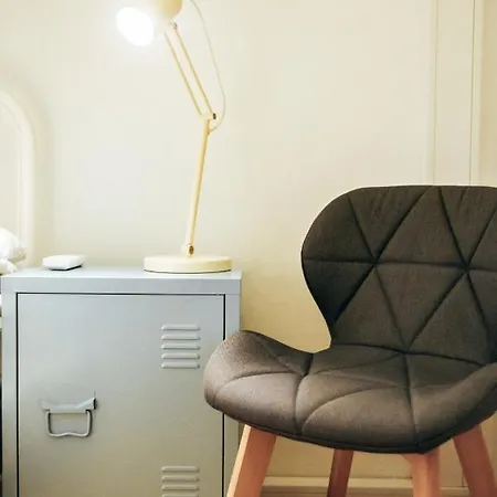 Lx Hostel *